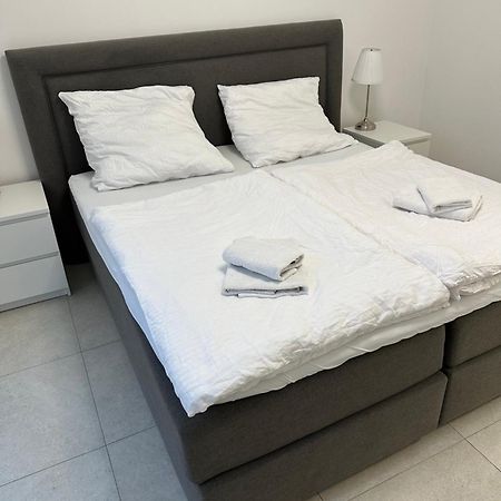 Schoene Neubauwohnung Mit Stil Μπίλεφελντ Εξωτερικό φωτογραφία