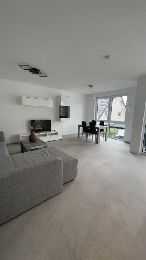 Schoene Neubauwohnung Mit Stil Μπίλεφελντ Εξωτερικό φωτογραφία