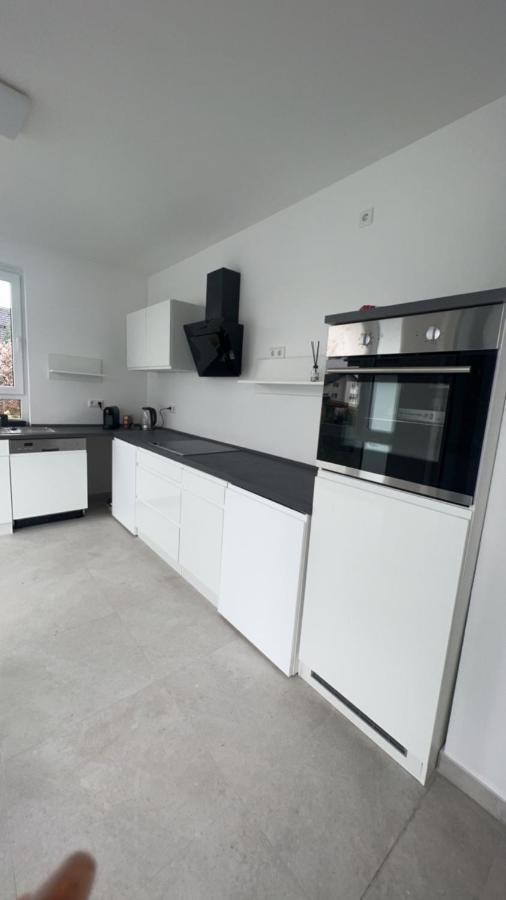 Schoene Neubauwohnung Mit Stil Μπίλεφελντ Εξωτερικό φωτογραφία