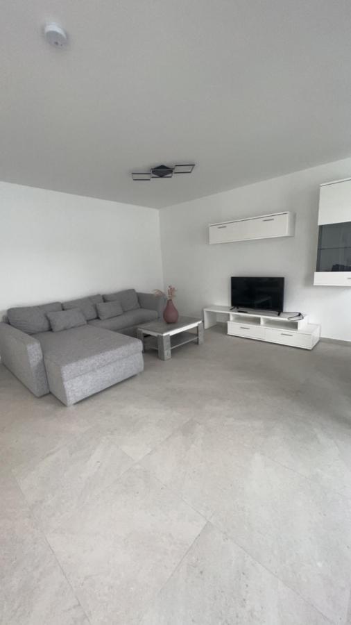 Schoene Neubauwohnung Mit Stil Μπίλεφελντ Εξωτερικό φωτογραφία