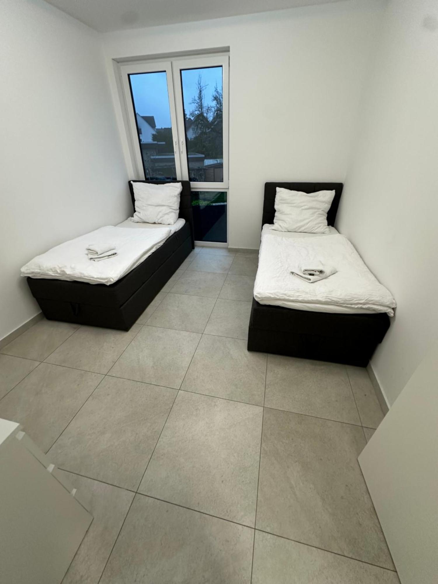 Schoene Neubauwohnung Mit Stil Μπίλεφελντ Εξωτερικό φωτογραφία